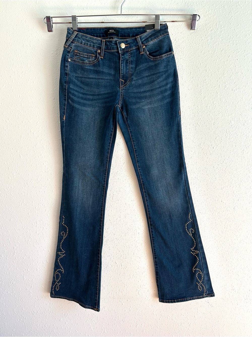 True Religion Becca Bootcut Jeans Women's Sz 28x33 Blue Denim Studded Stretch